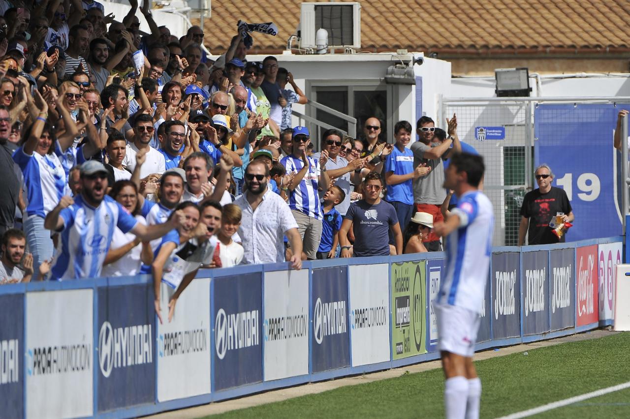 El Atlético Baleares recibe al Peralada en Son Malferit