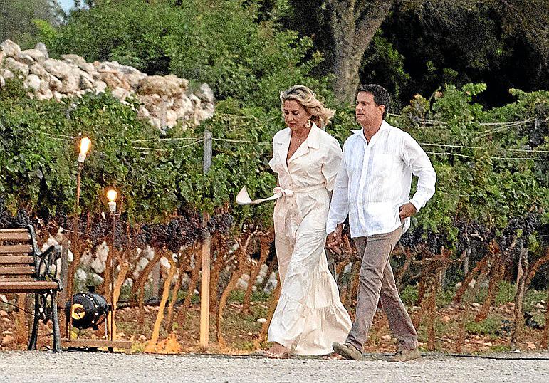 La boda de Manuel Valls y Susana Gallardo en Menorca