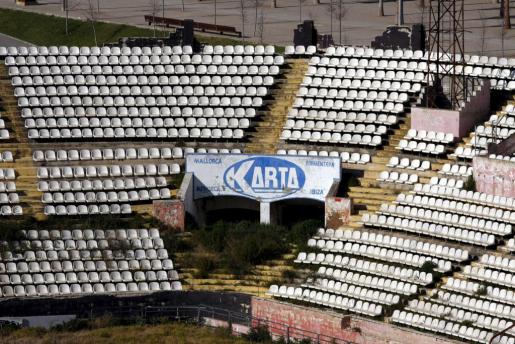 EL ESTADIO DE FUTBOL LLUIS SITJAR 