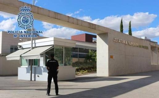 Tres menores detenidos por robar e intimidar a jóvenes con un arma de fuego en Madrid 318
